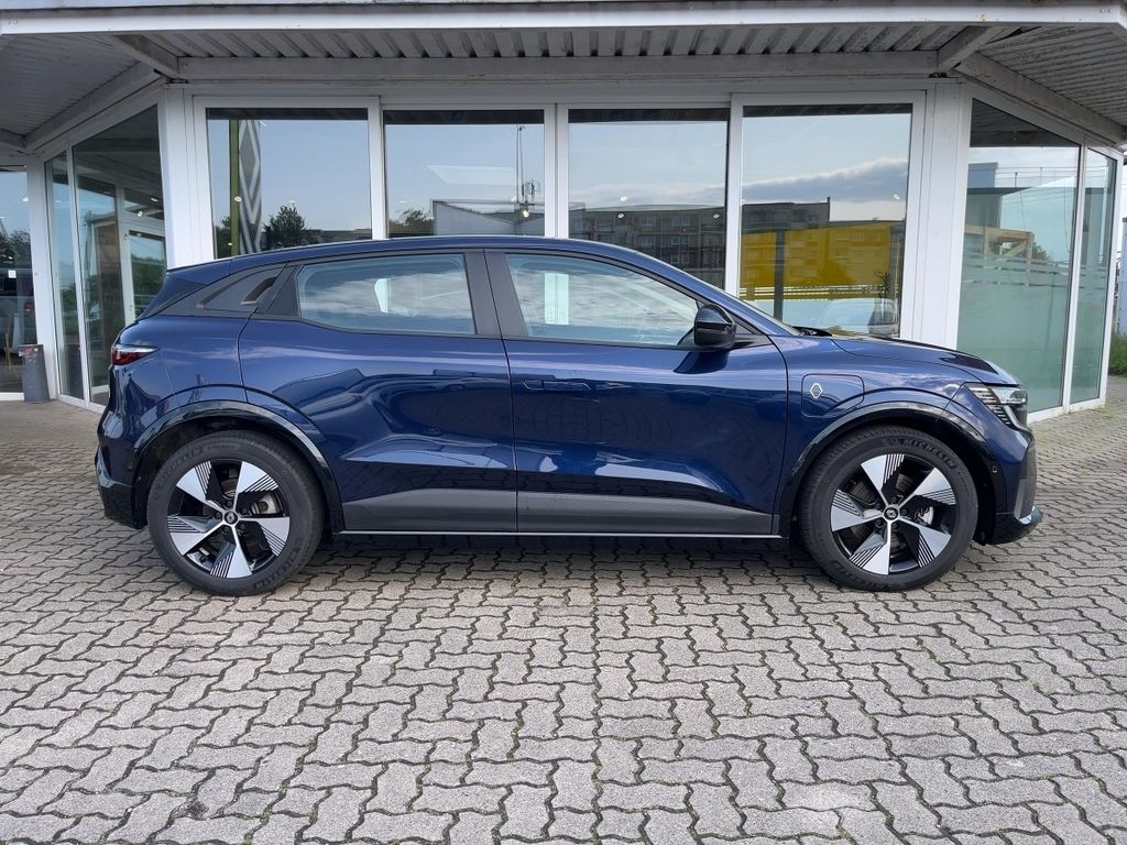 Renault Megane E-TECH 2023