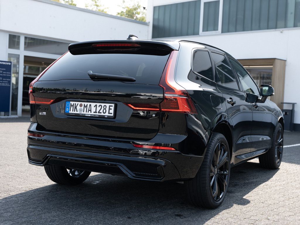 Volvo XC60 2025