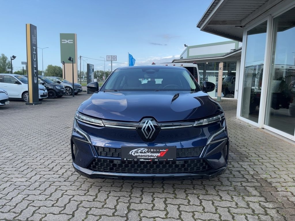 Renault Megane E-TECH 2023