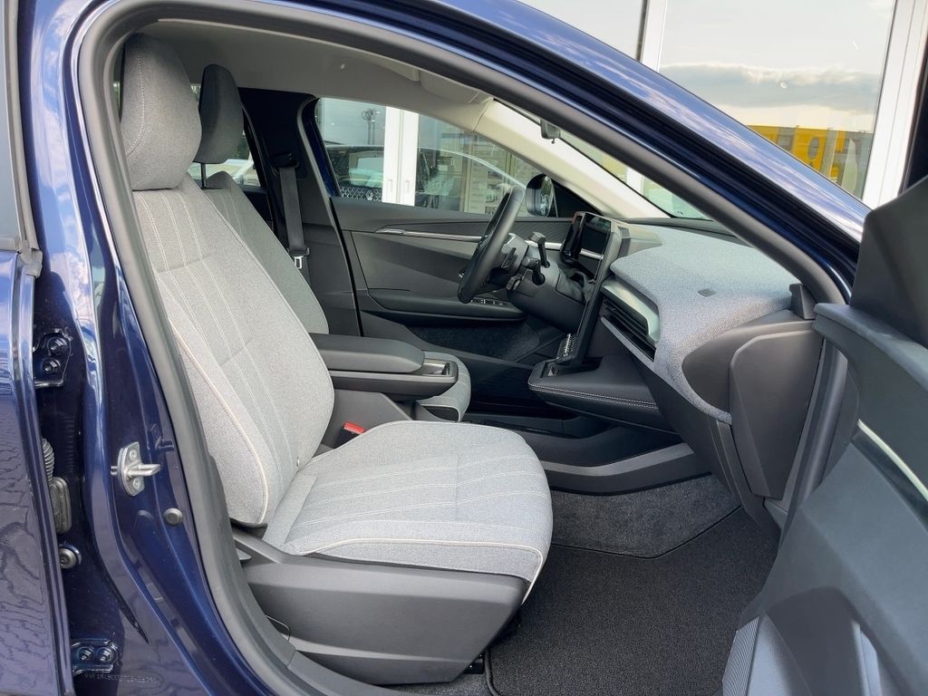 Renault Megane E-TECH 2023