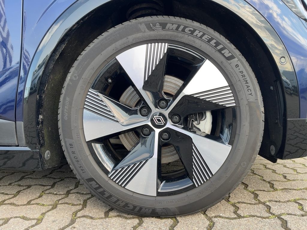 Renault Megane E-TECH 2023