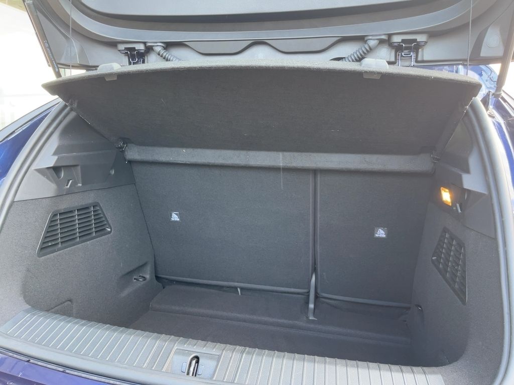 Renault Megane E-TECH 2023