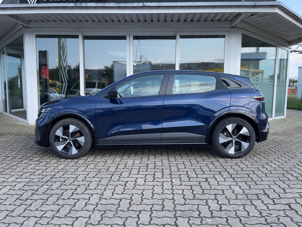 Renault Megane E-TECH 2023
