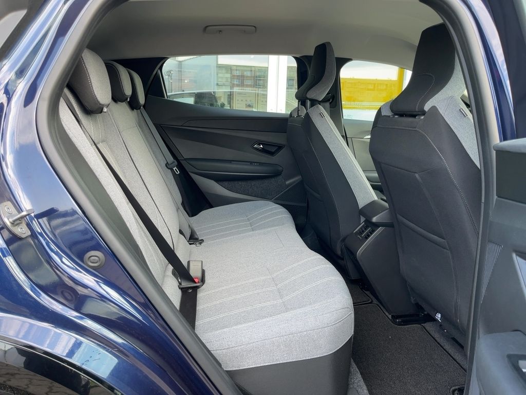 Renault Megane E-TECH 2023