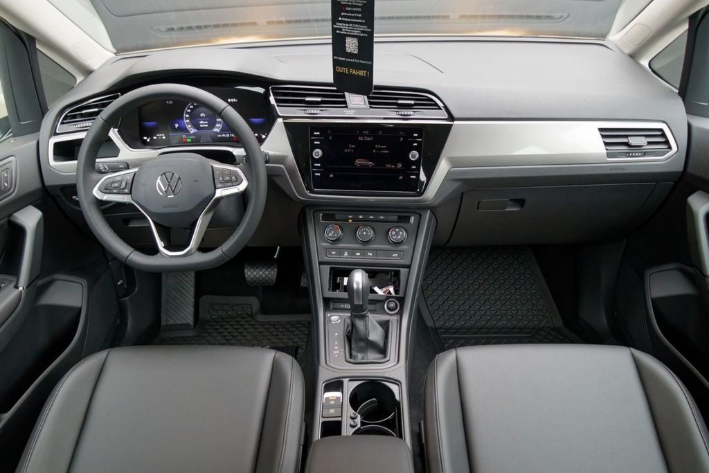 Volkswagen Touran 2024