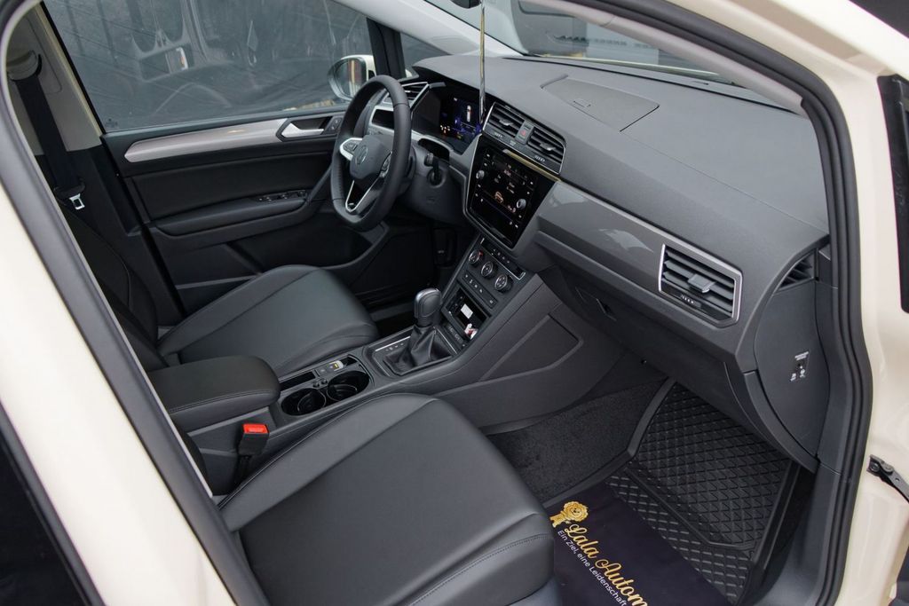 Volkswagen Touran 2024