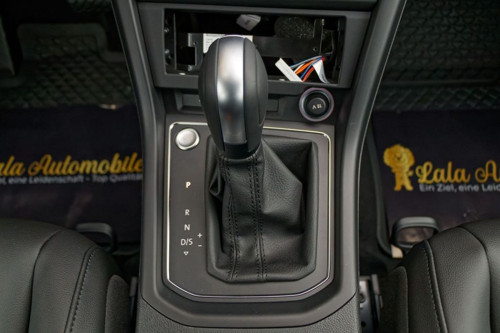 Volkswagen Touran 2024