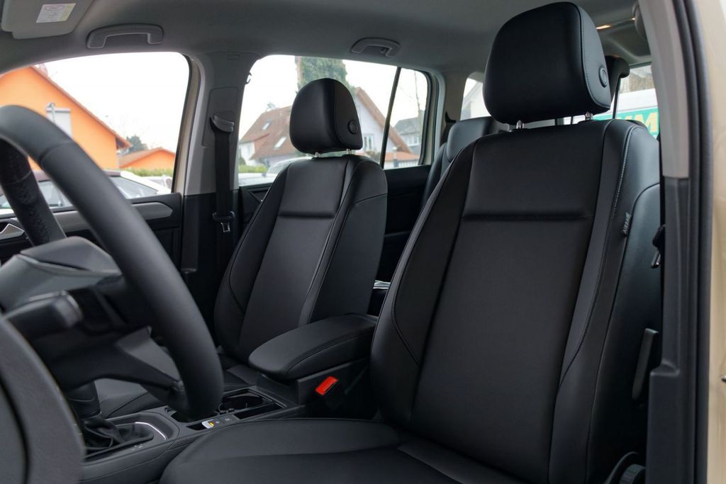 Volkswagen Touran 2024