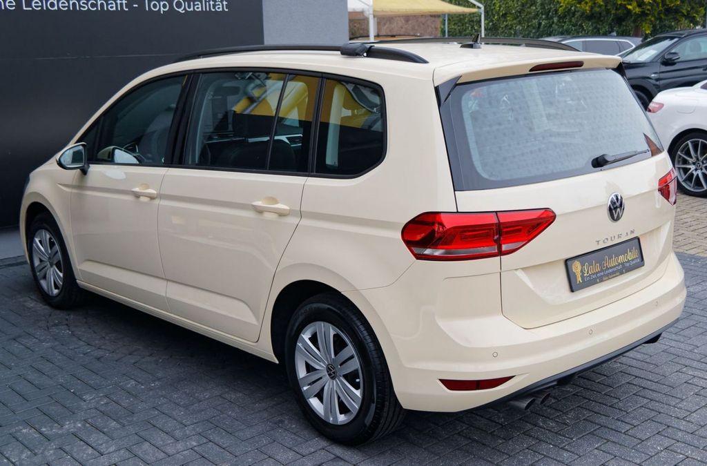 Volkswagen Touran 2024