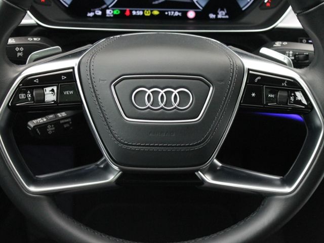 Audi A8 2022