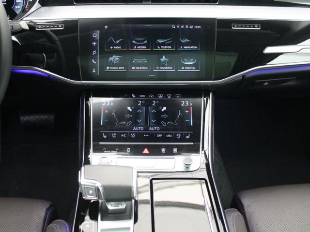 Audi A8 2022