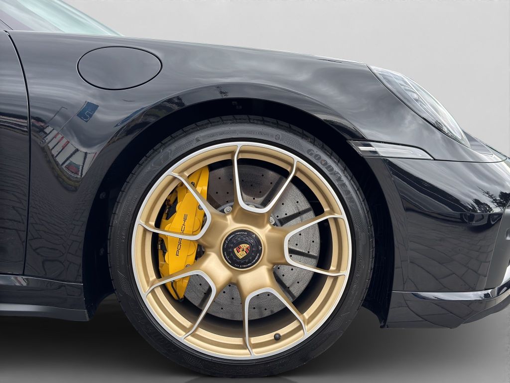 Porsche 992 2023