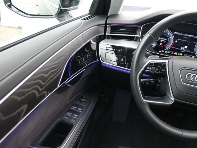 Audi A8 2022
