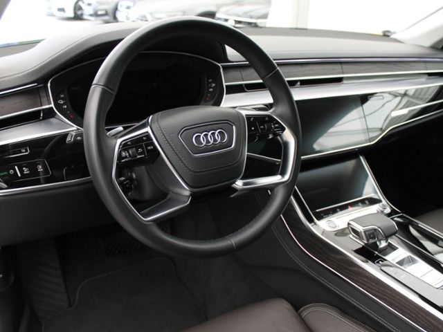 Audi A8 2022