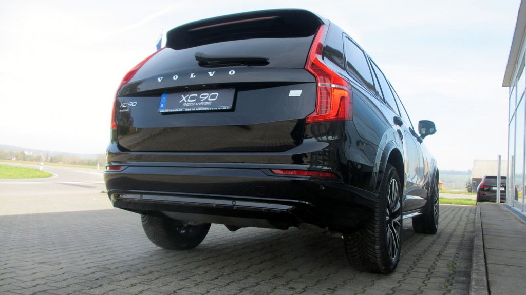 Volvo XC90 2025