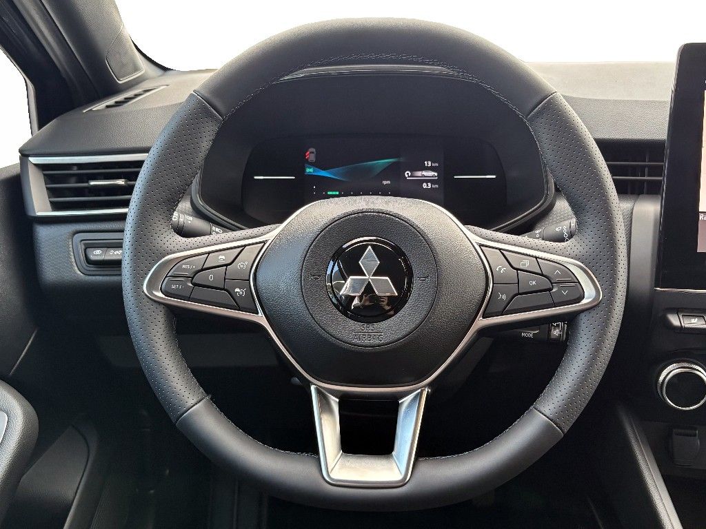 Mitsubishi Colt 2025