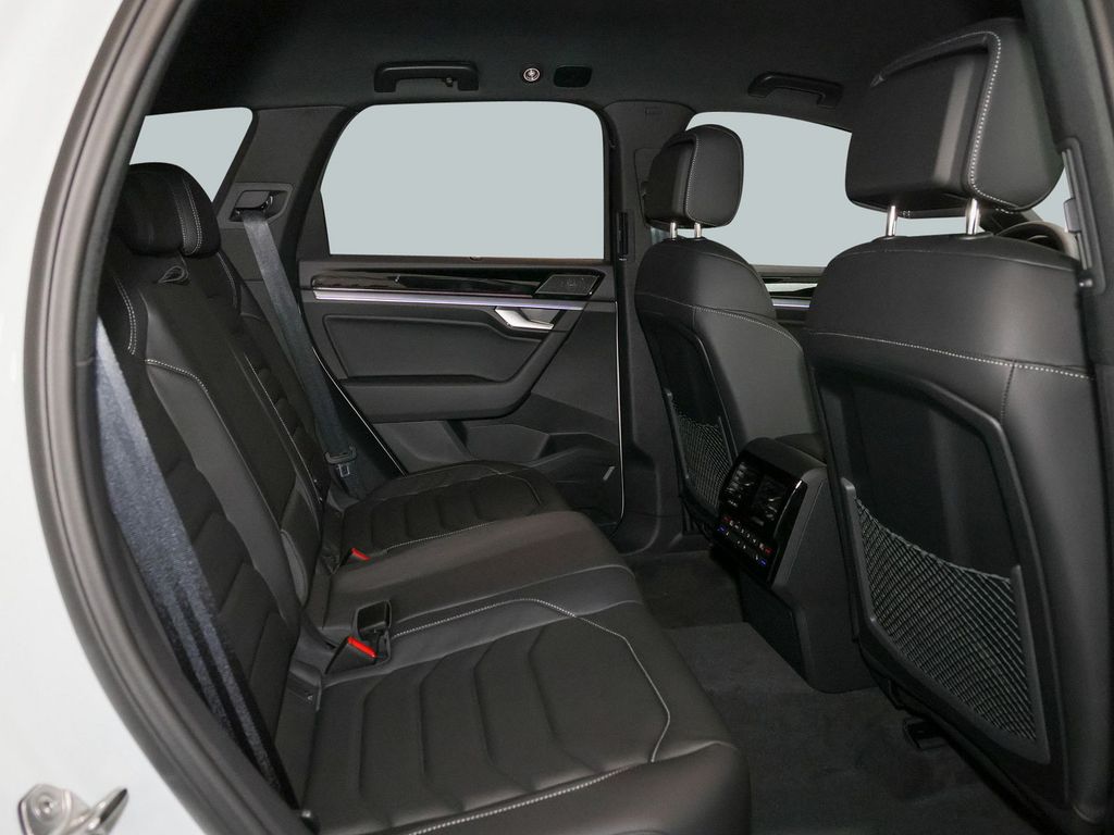 Volkswagen Touareg 2025