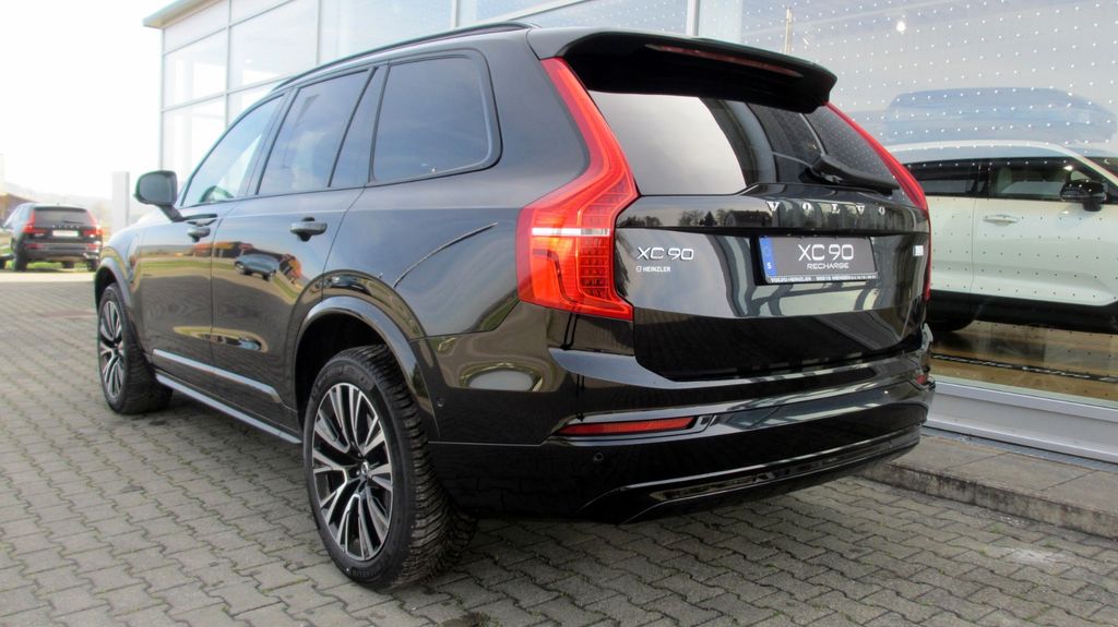 Volvo XC90 2025