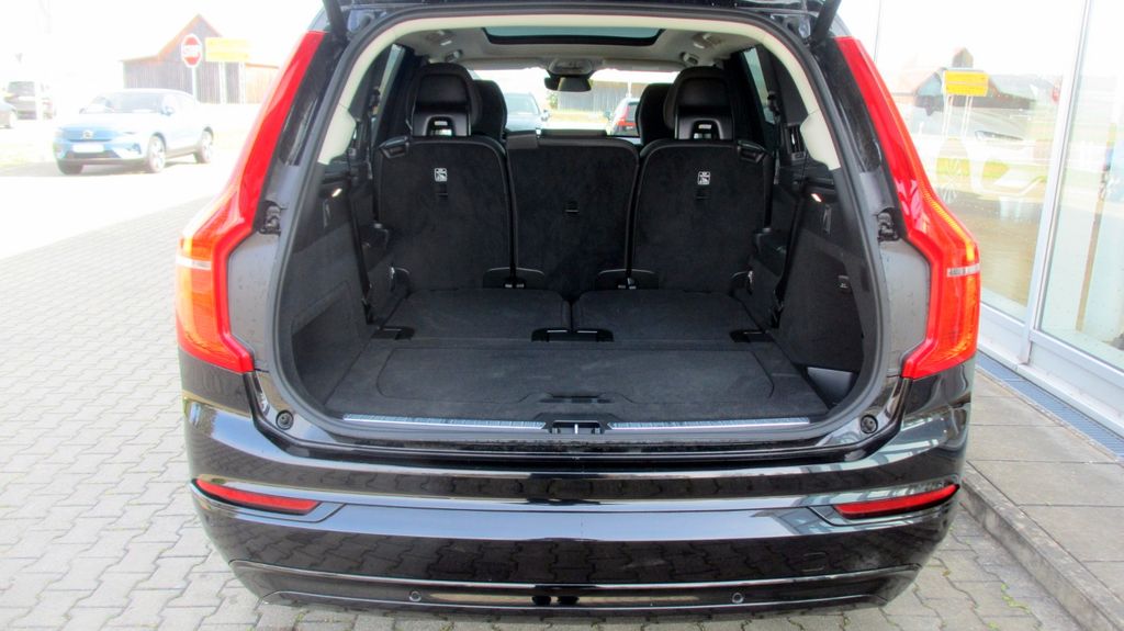 Volvo XC90 2025