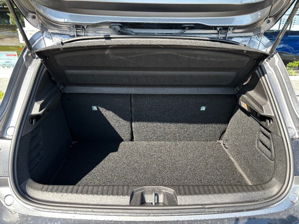 Mitsubishi Colt 2025
