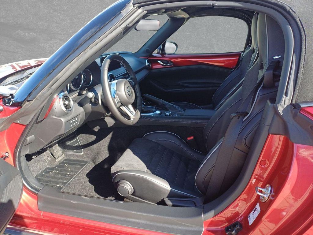 Mazda MX-5 2025