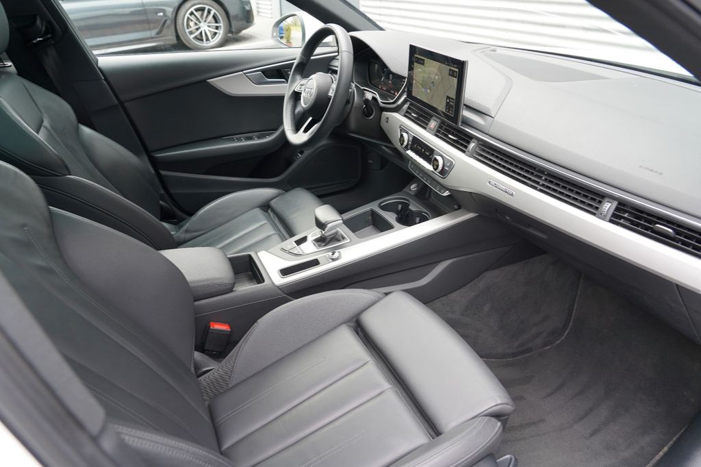 Audi A4 Allroad 2023