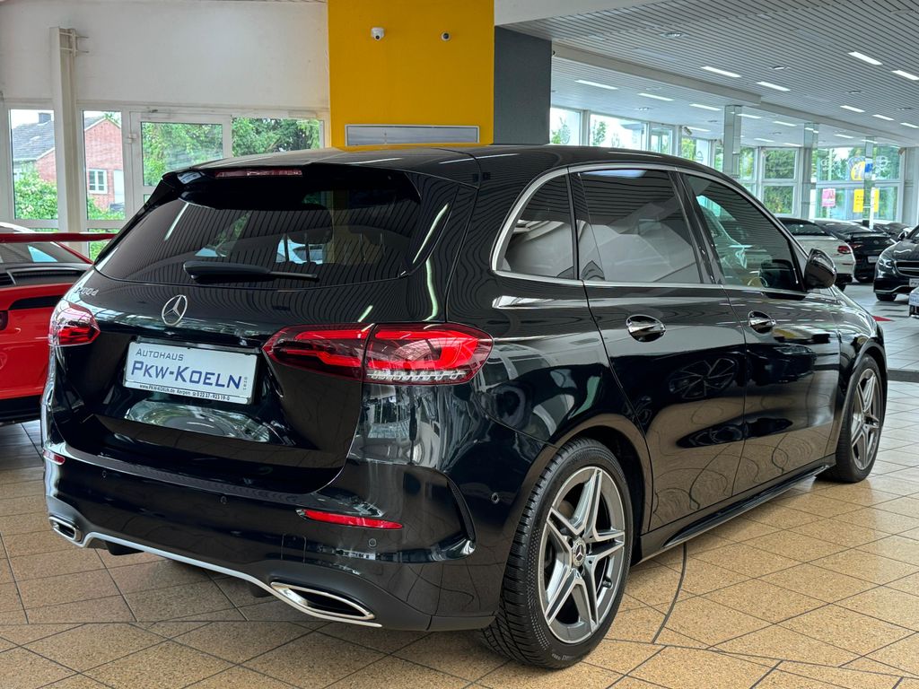 Mercedes-Benz B 200 2023