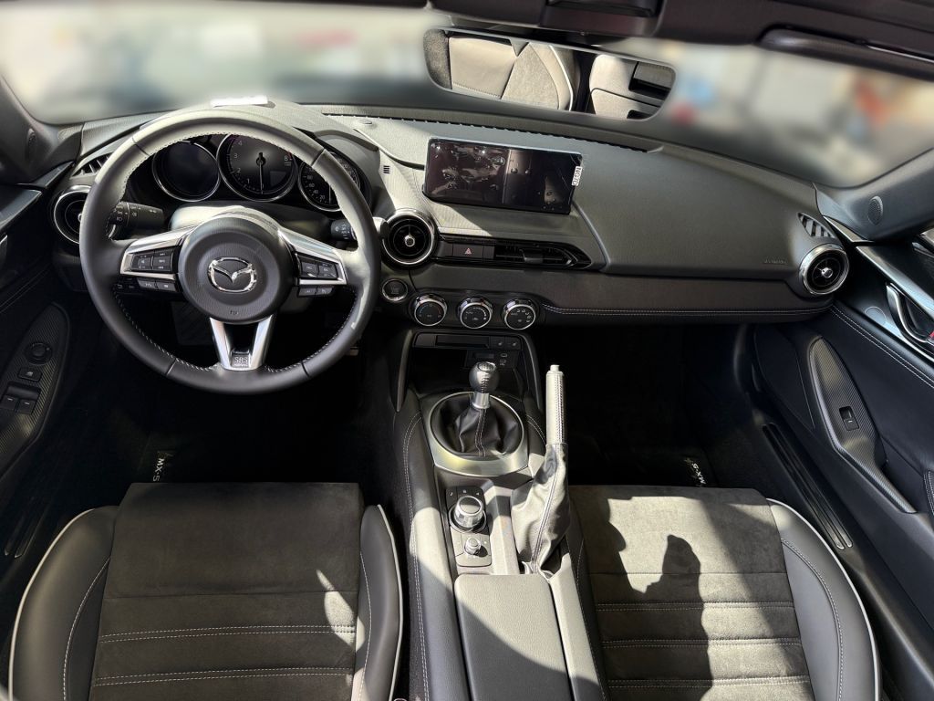 Mazda MX-5 2025