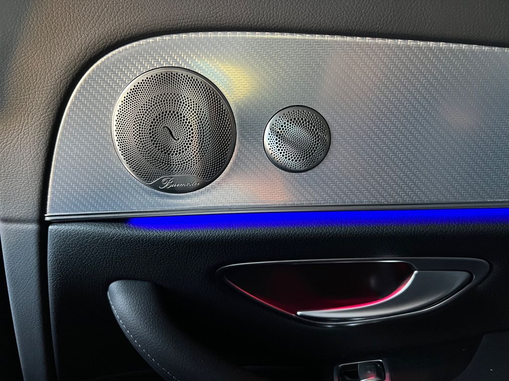 Mercedes-Benz E 300 2023