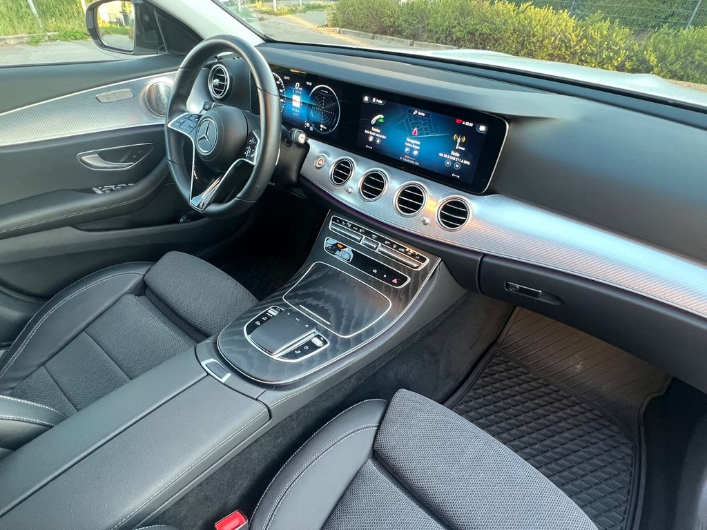 Mercedes-Benz E 300 2023
