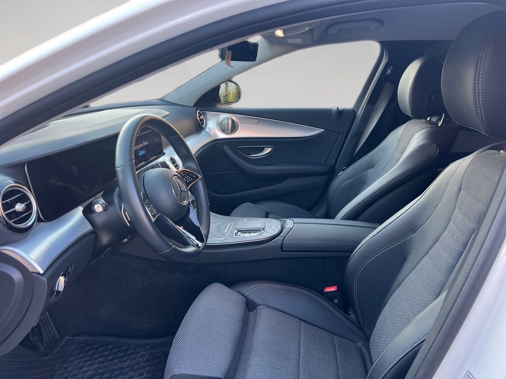 Mercedes-Benz E 300 2023