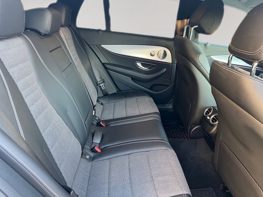 Mercedes-Benz E 300 2023
