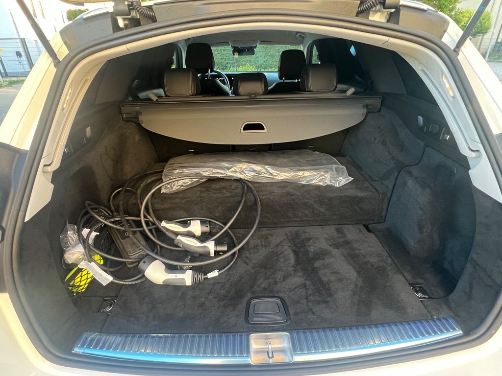 Mercedes-Benz E 300 2023