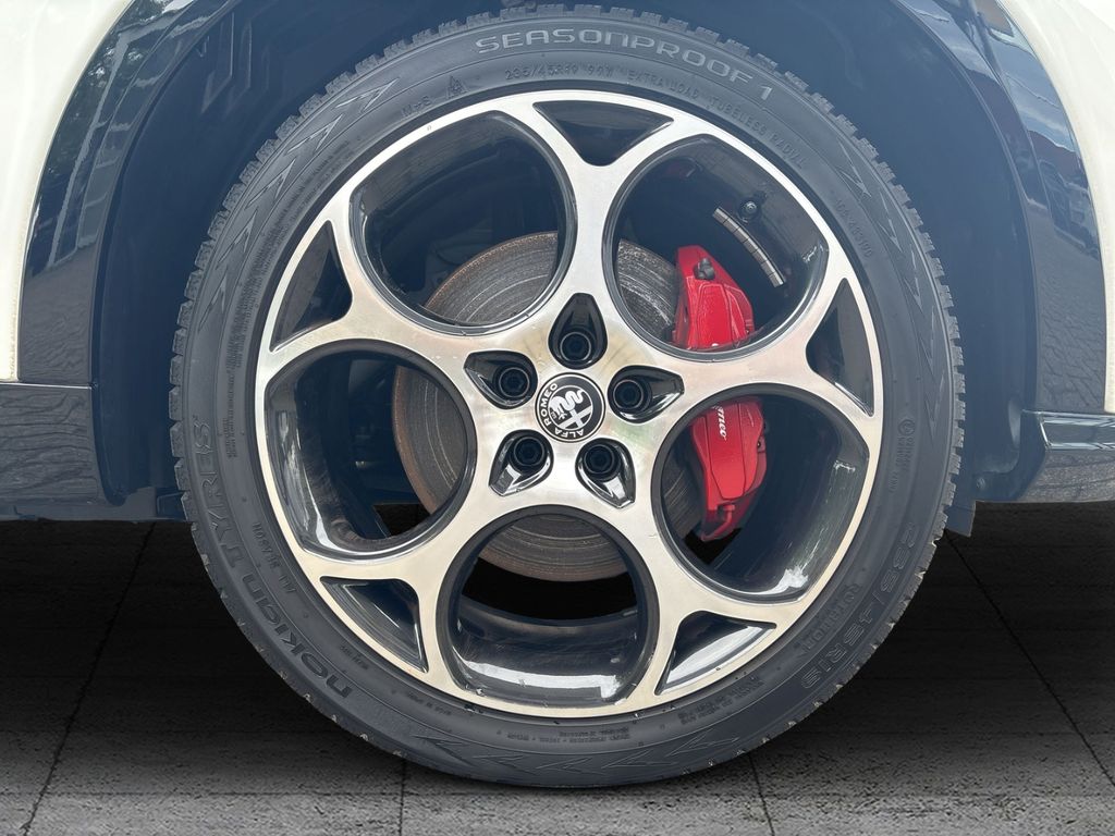 Alfa Romeo Tonale 2024