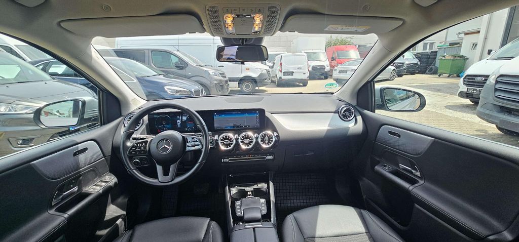 Mercedes-Benz B 180 2022