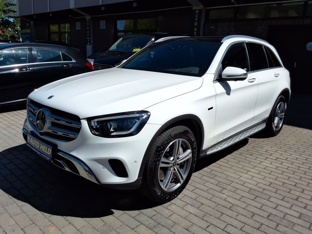 Mercedes-Benz GLC 300 2021