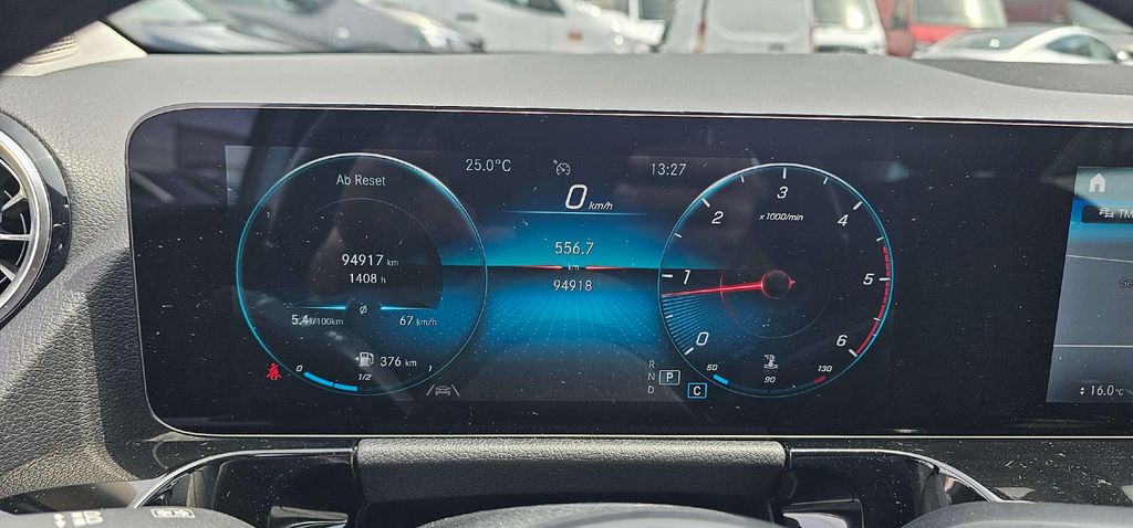 Mercedes-Benz B 180 2022