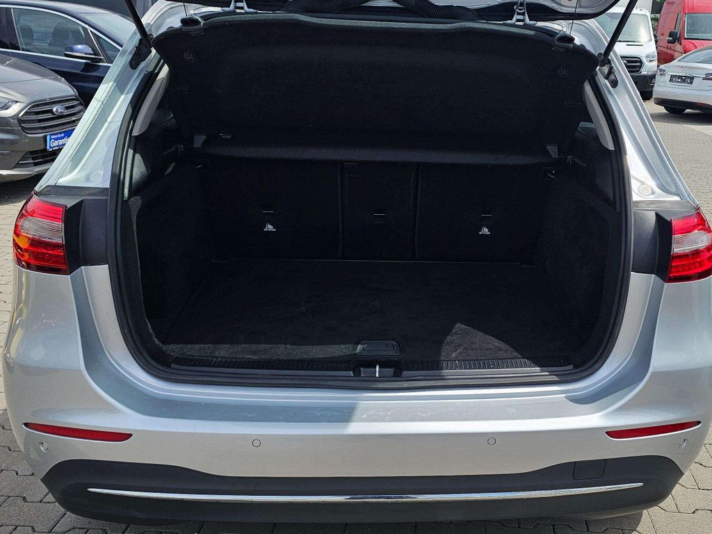 Mercedes-Benz B 180 2022