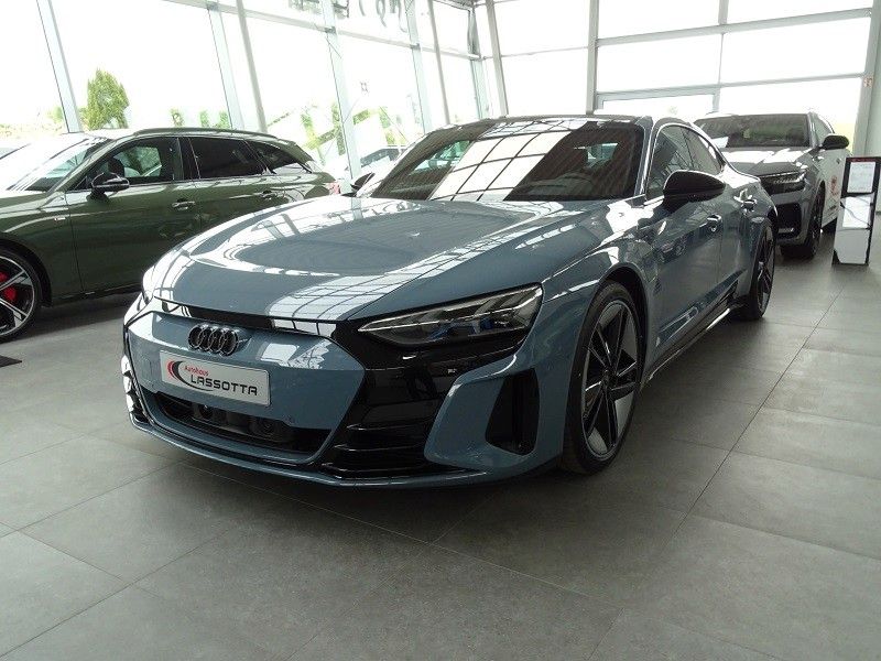Audi e-tron GT 2024