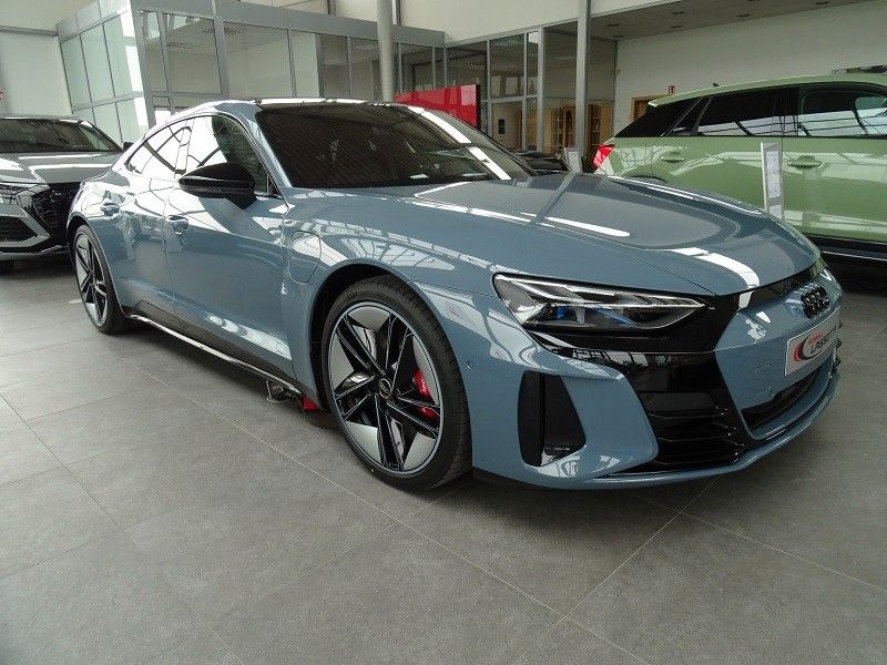 Audi e-tron GT 2024
