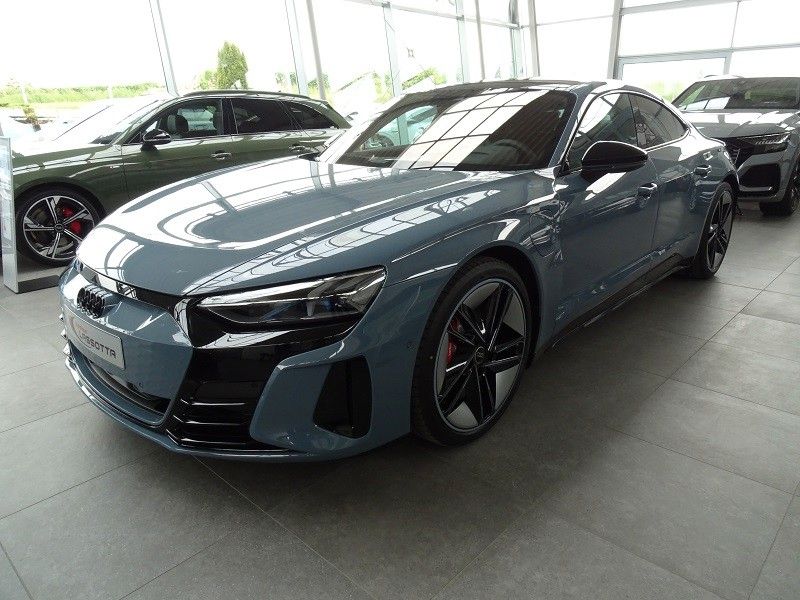 Audi e-tron GT 2024