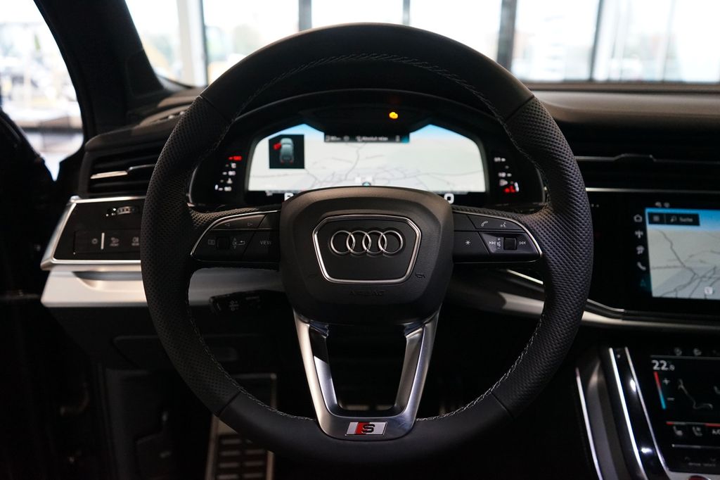 Audi SQ7 2024