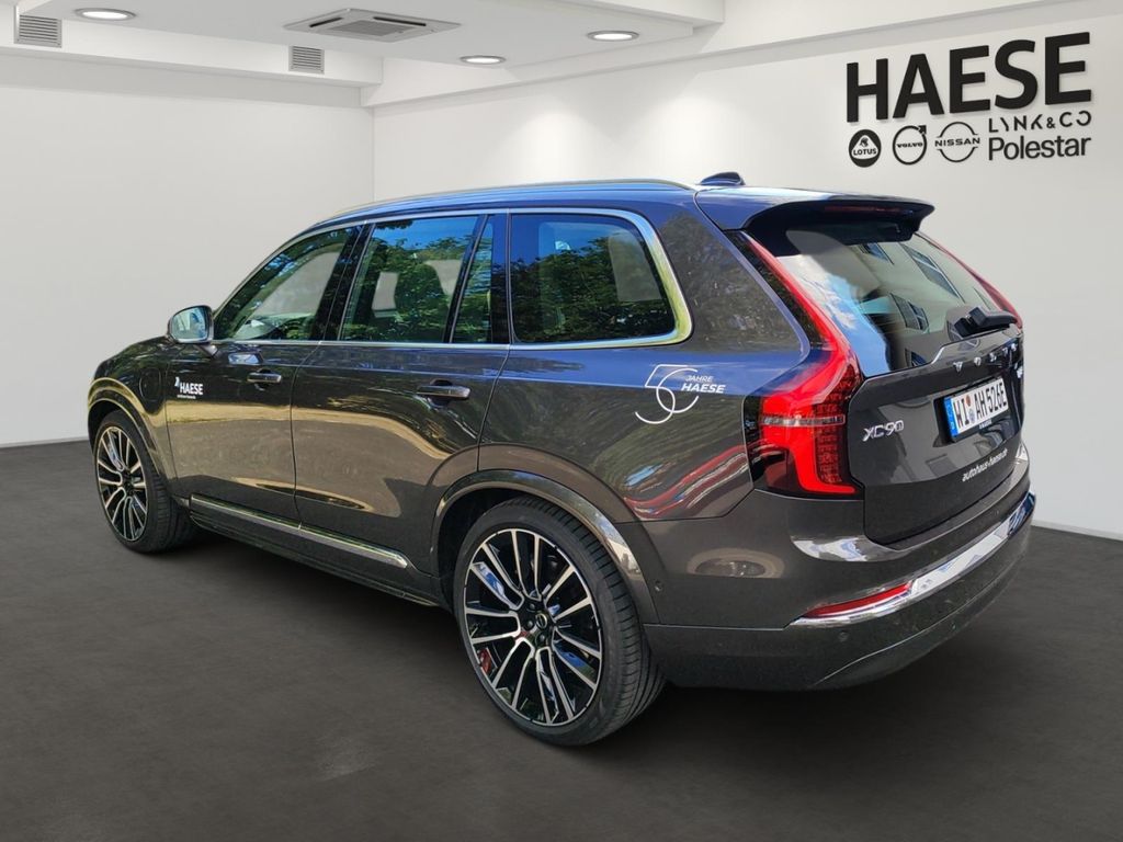 Volvo XC90 2025