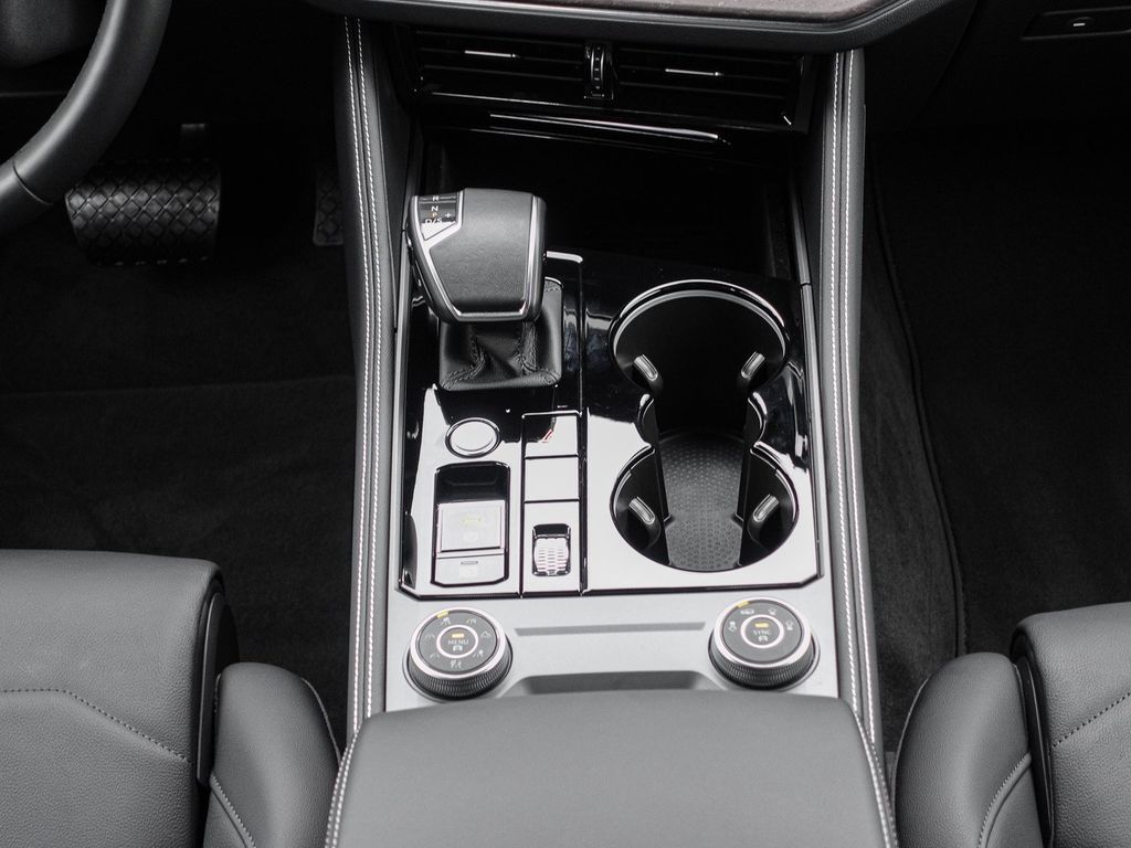 Volkswagen Touareg 2025