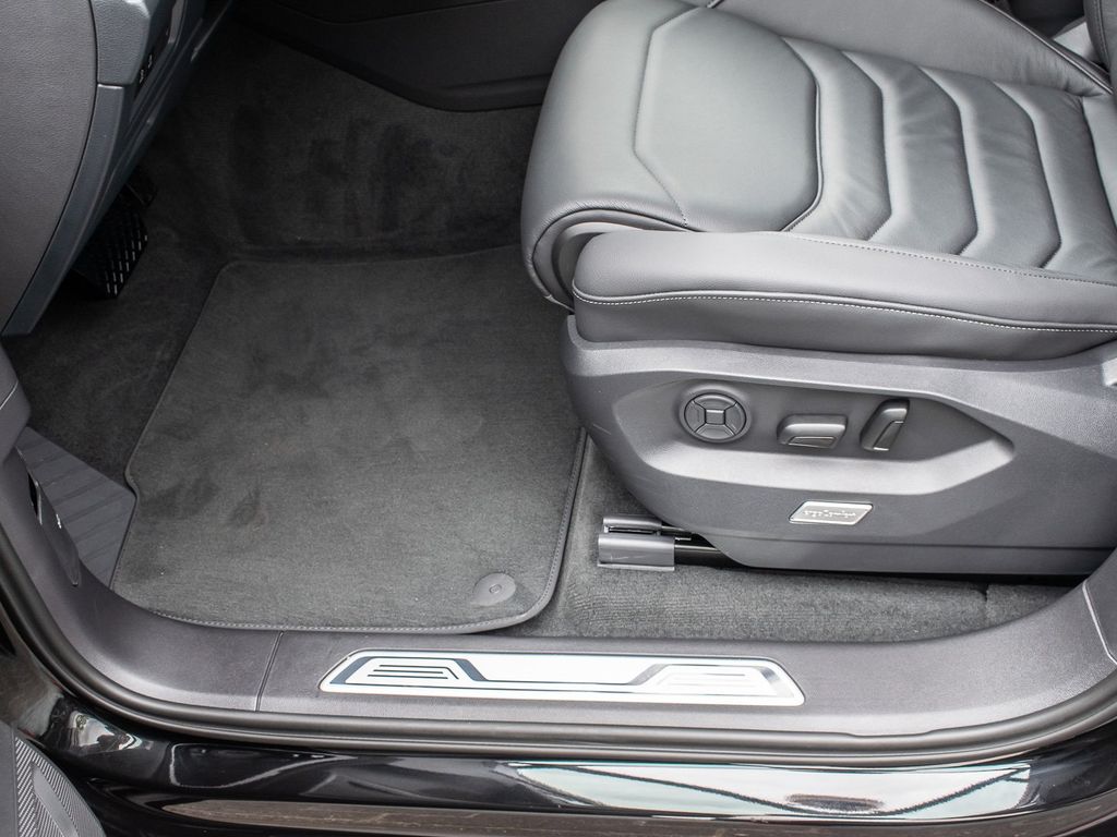 Volkswagen Touareg 2025