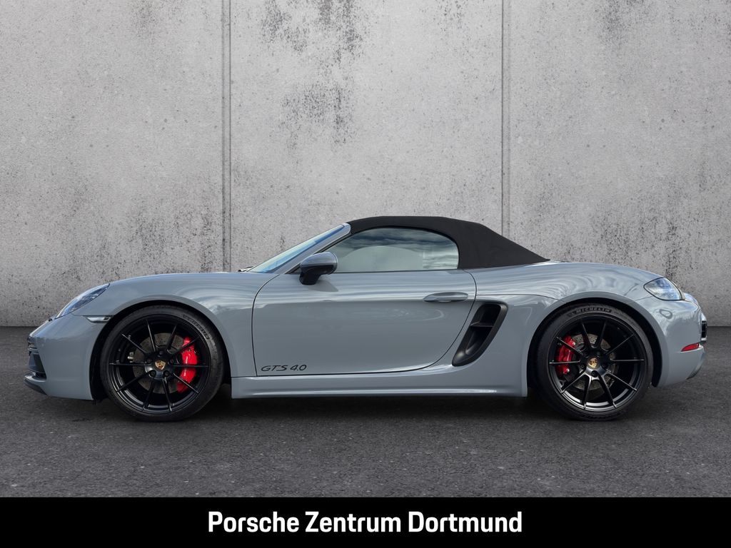 Porsche Boxster 2024