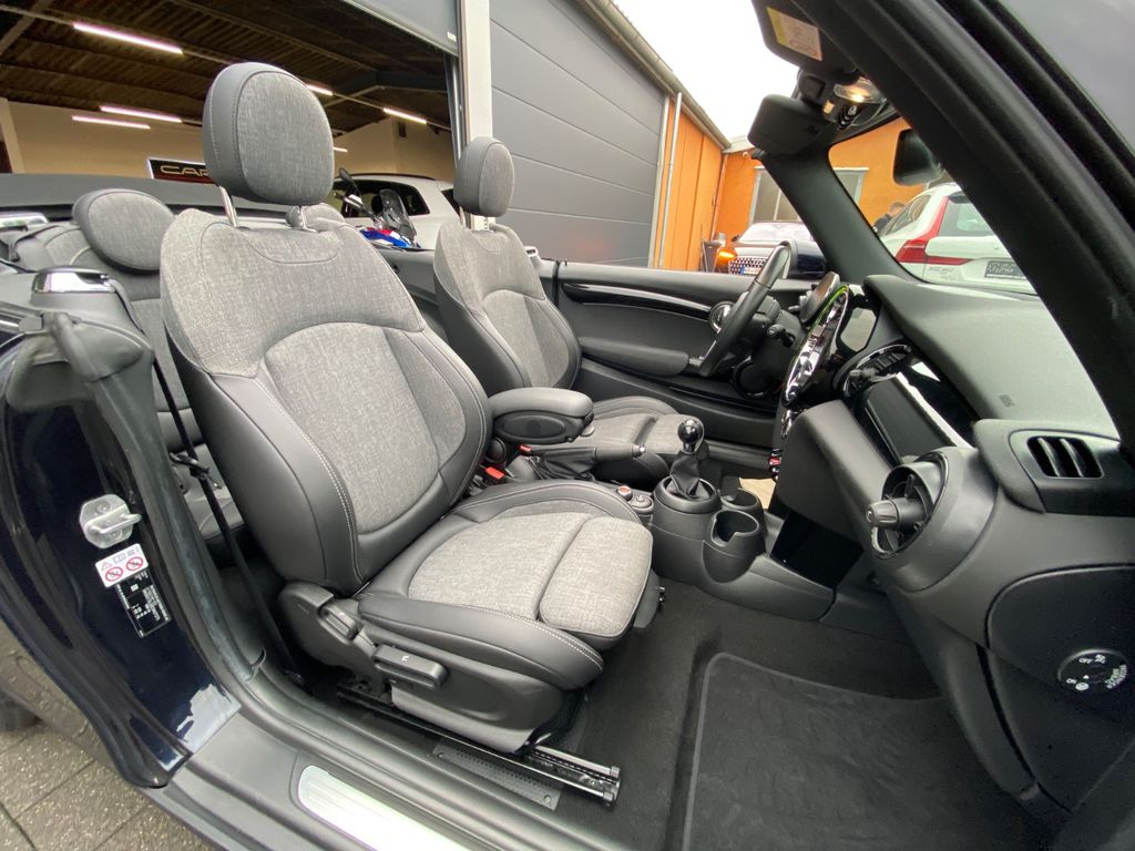 MINI Cooper Cabrio 2021