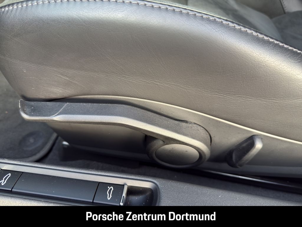 Porsche Boxster 2024