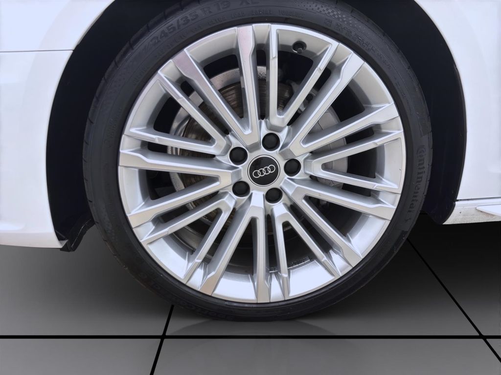 Audi A4 2023