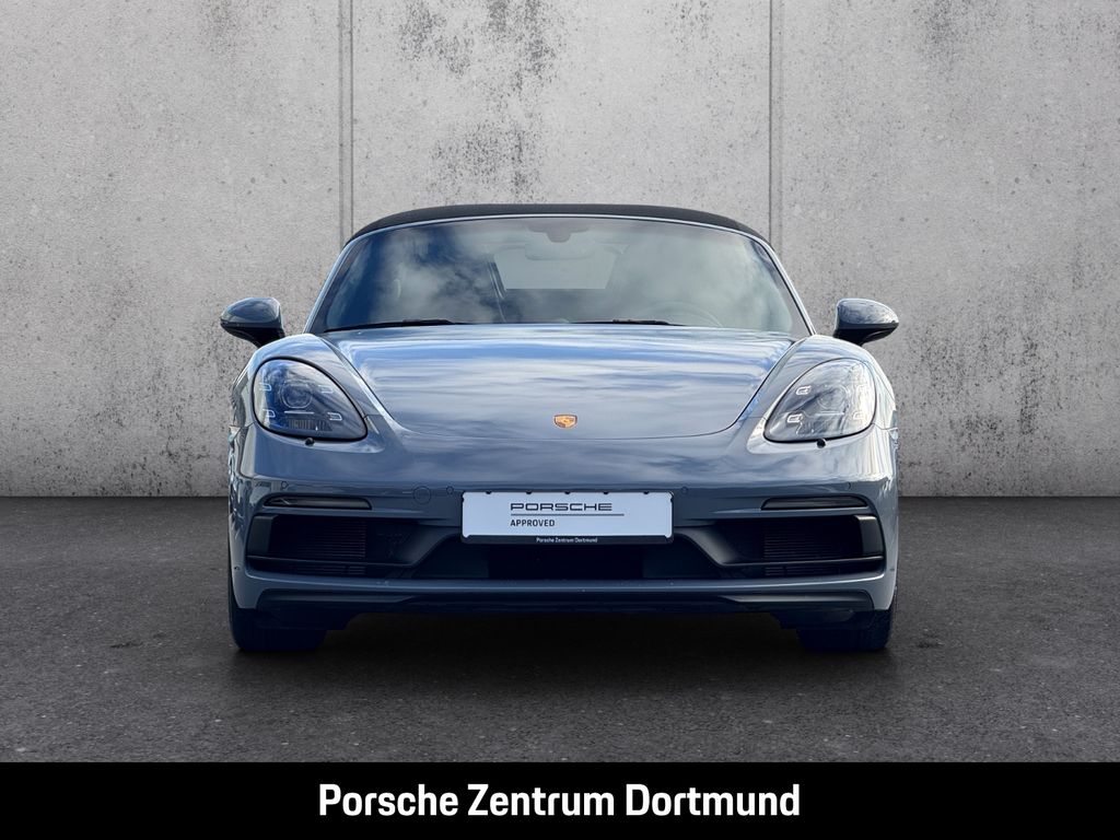 Porsche Boxster 2024